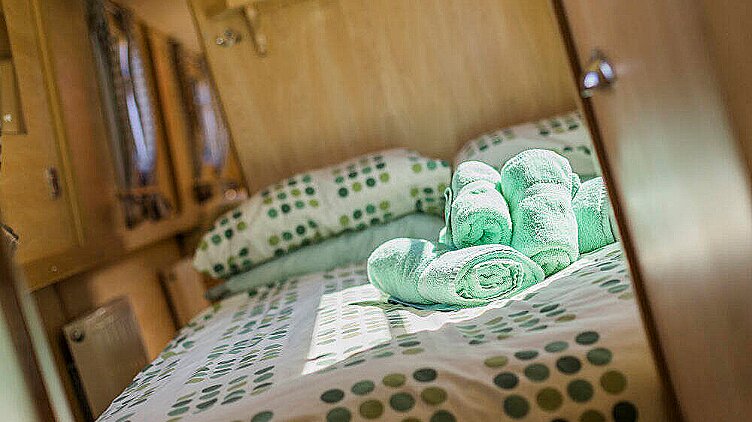 Warbler/Goose, 6-8 personer